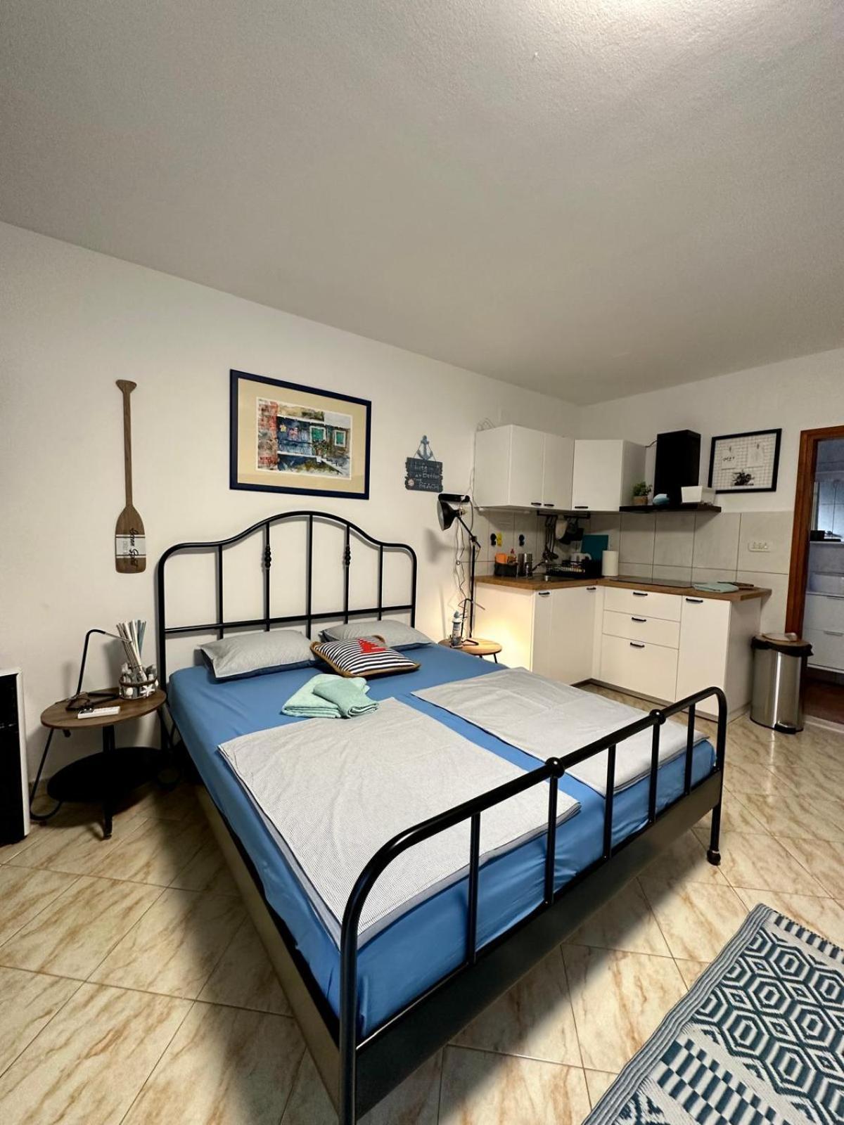 Apartments Eti ボル エクステリア 写真