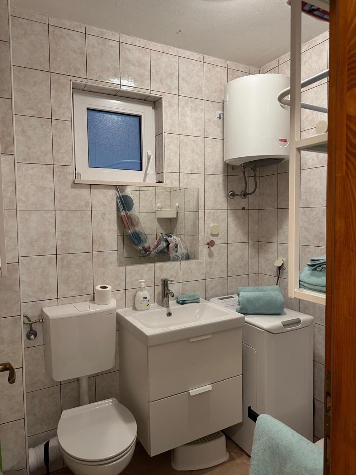 Apartments Eti ボル エクステリア 写真